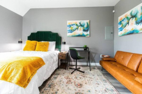 Military-Restaurants-Fast-WiFi-A C-W D-Pets-Park-